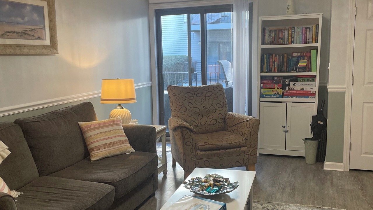 Photo of Livingroom in Hampton