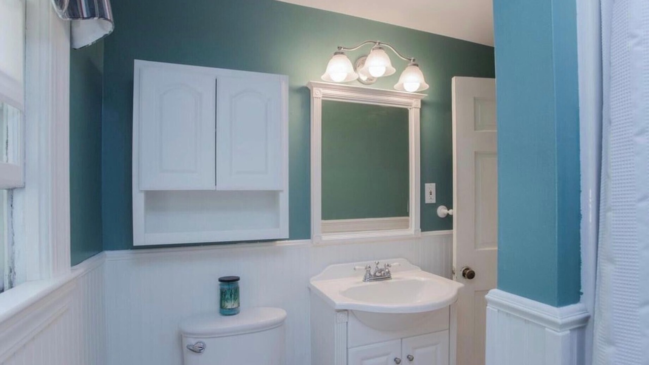 Photo of Bathroom in York Harbor