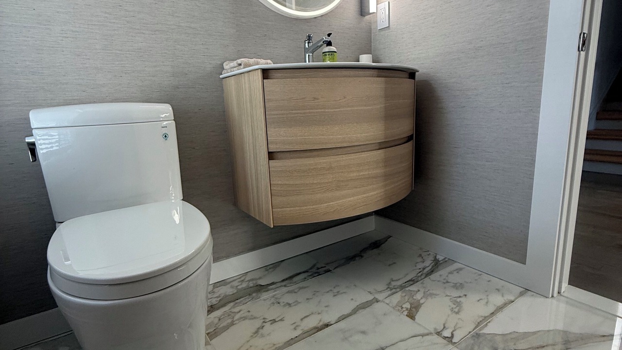 Photo of Bathroom in Shinnecock Hills