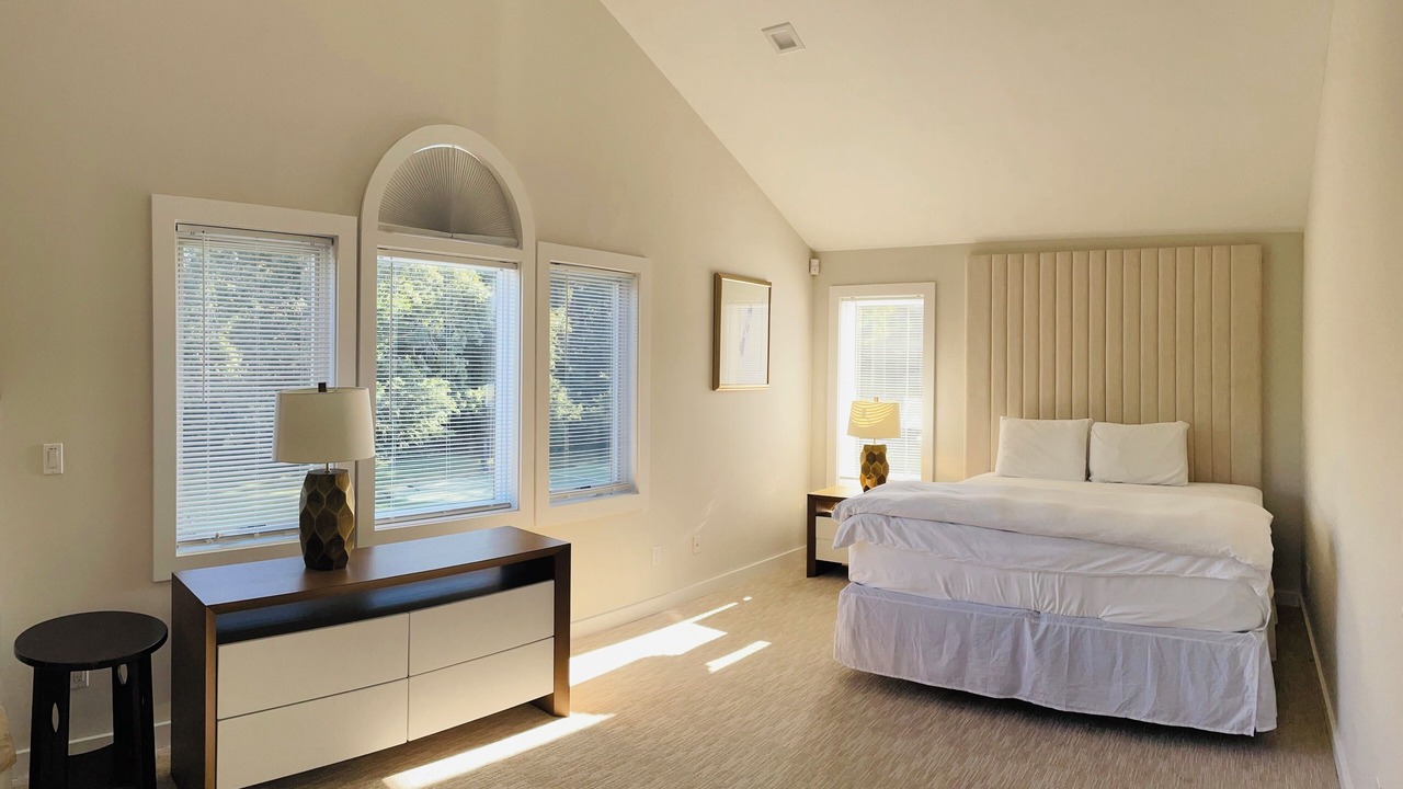Photo of Bedroom in Shinnecock Hills