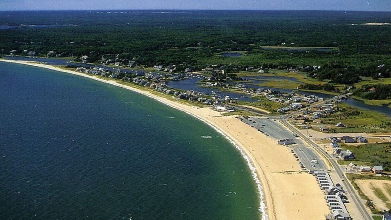 Photo of Others in West Hyannisport