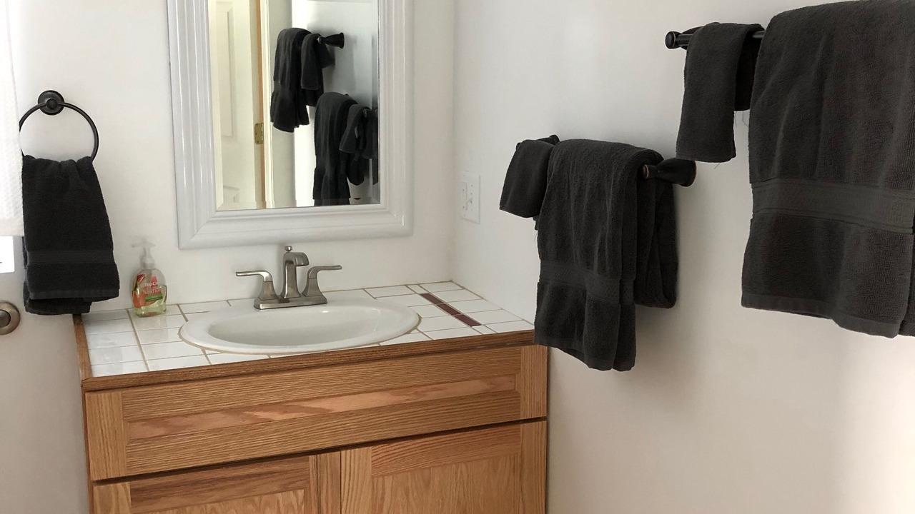 Photo of Bathroom in Lee