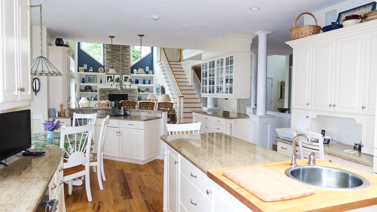 Photo of Kitchen in Moultonborough