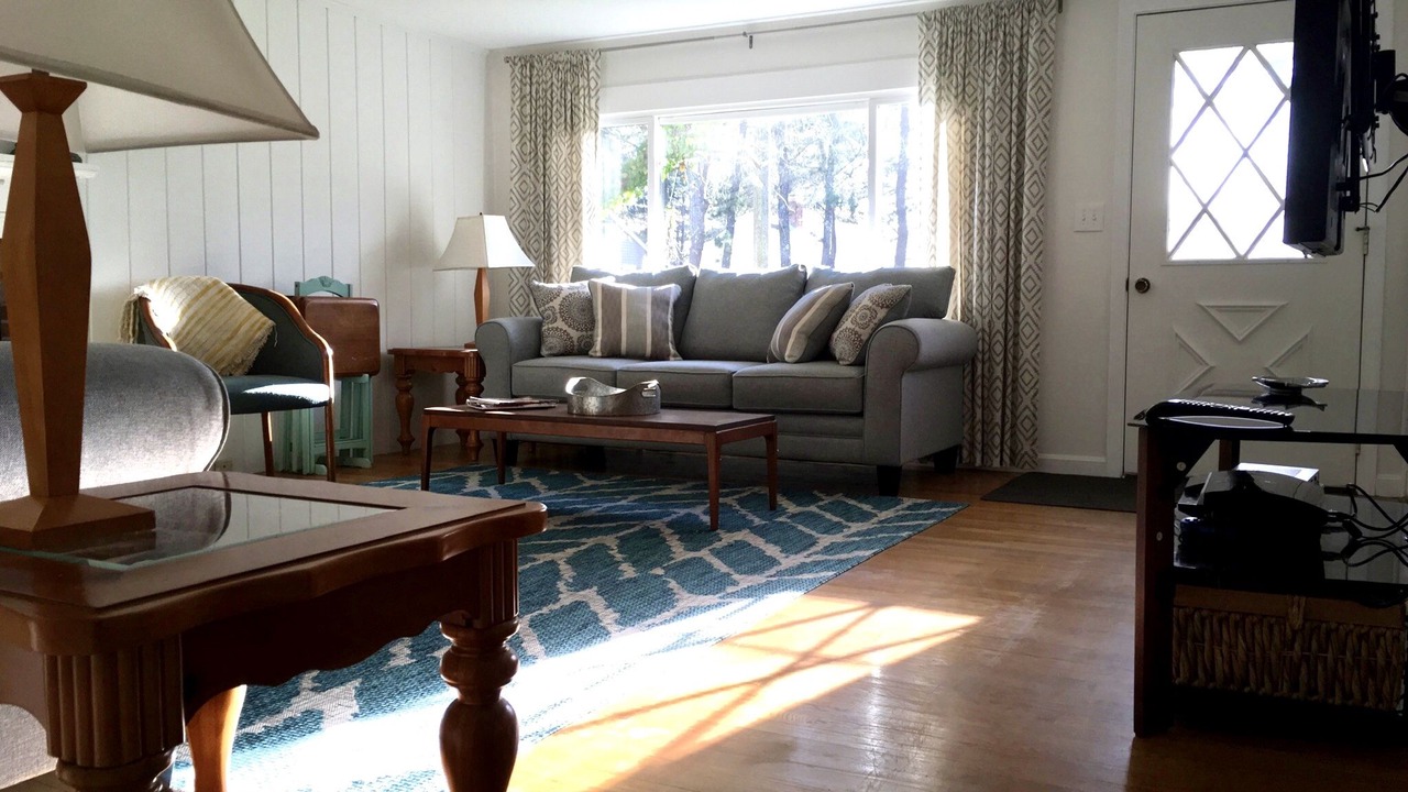 Photo of Livingroom in Bass River