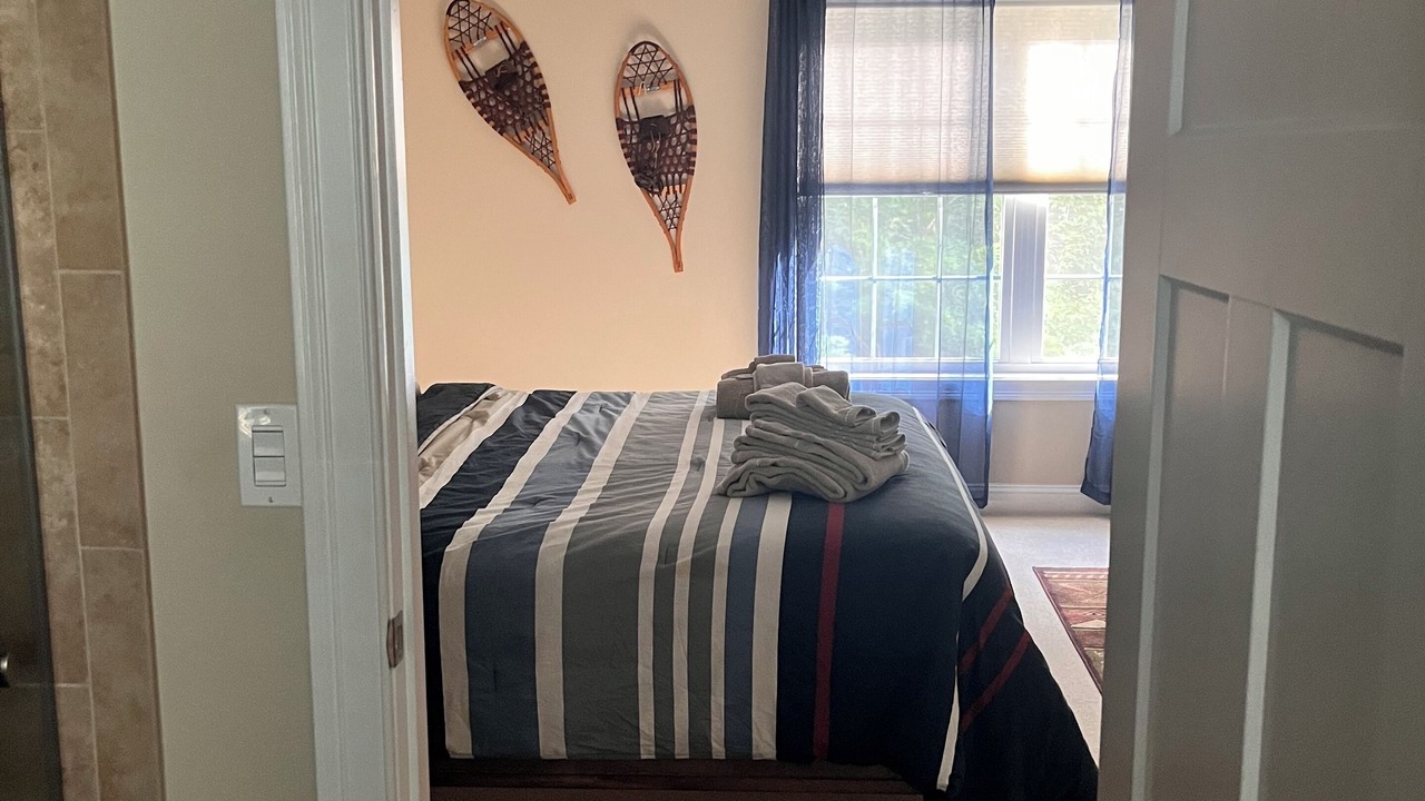 Photo of Bedroom in Moultonborough