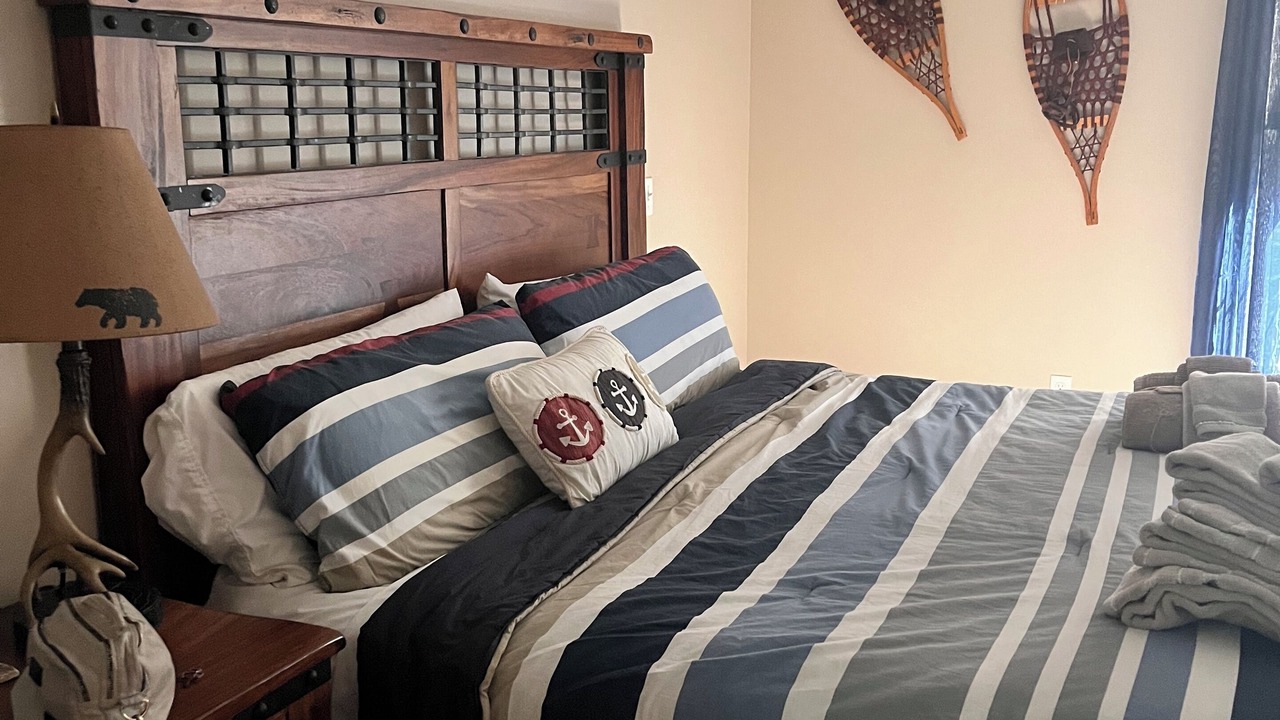 Photo of Bedroom in Moultonborough