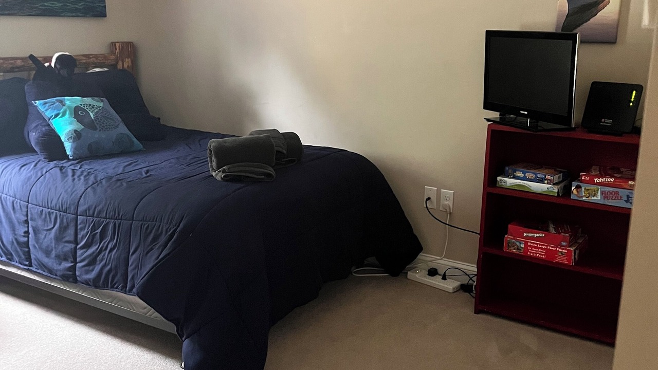 Photo of Bedroom in Moultonborough