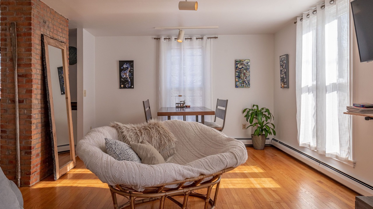 Photo of Livingroom in West End