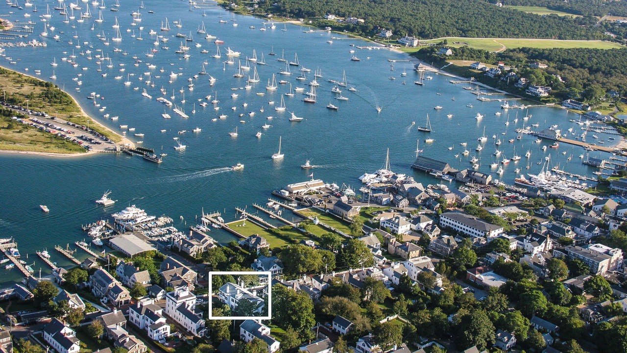 Photo of Others in Edgartown