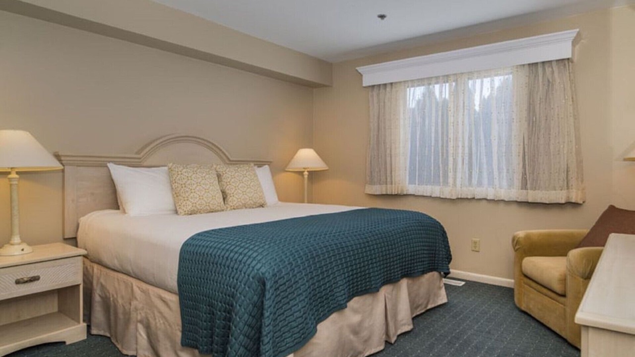 Photo of Bedroom in Westbrook Center