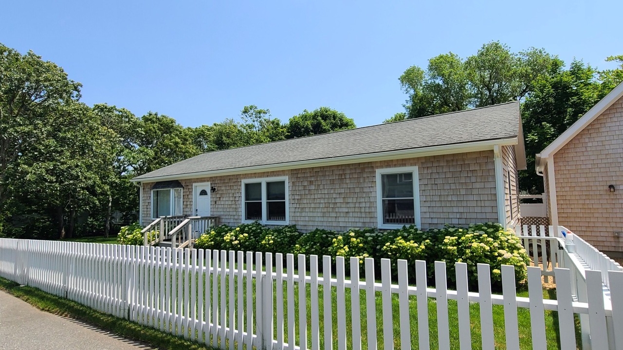 Photo of Others in Edgartown