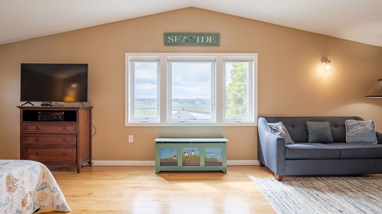 Photo of Bedroom in Wells Beach