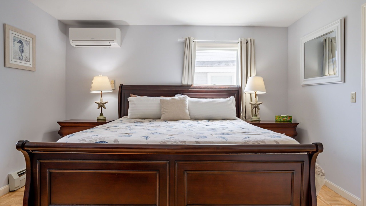 Photo of Bedroom in Wells Beach
