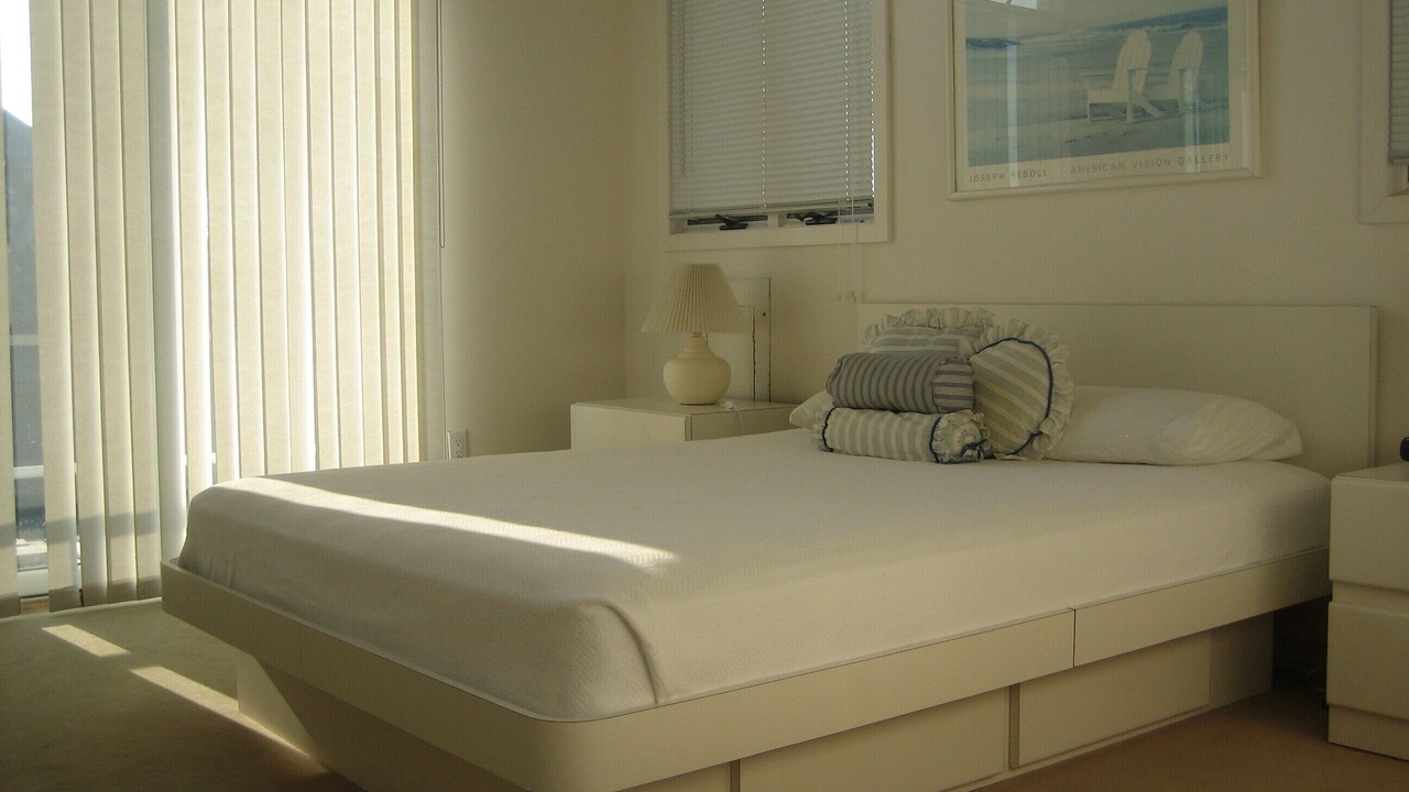 Photo of Bedroom in Lonelyville