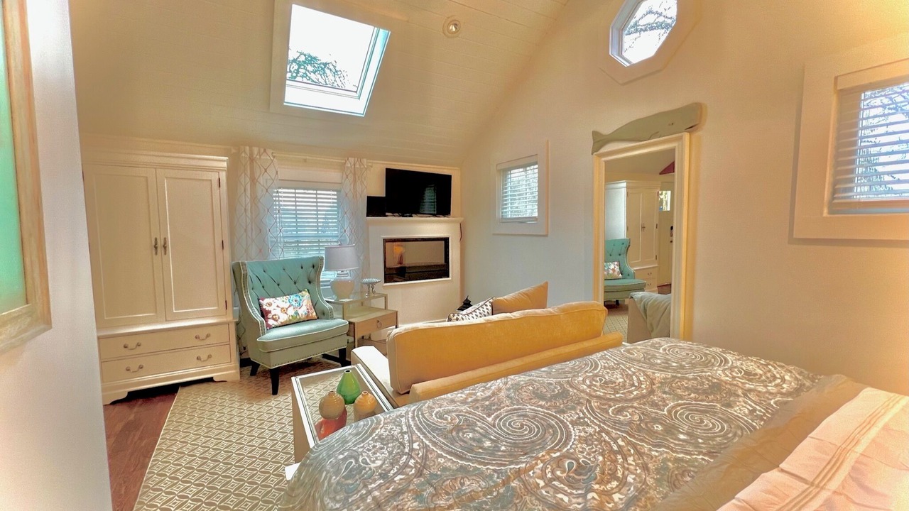 Photo of Livingroom in Newport East