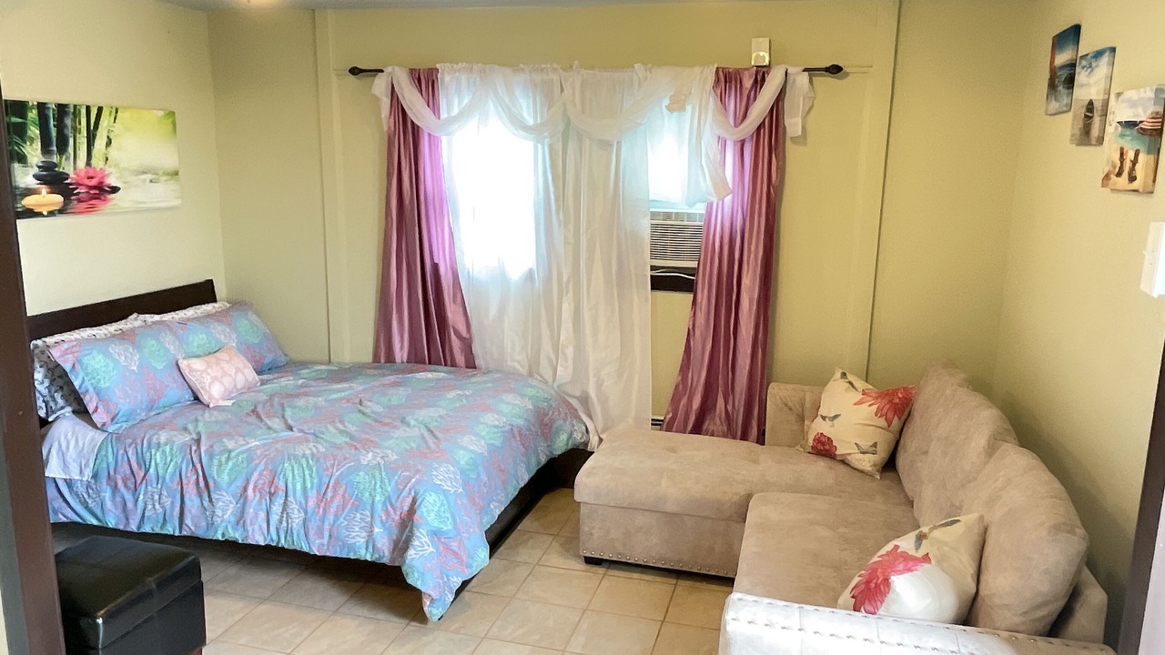 Photo of Bedroom in Middletown