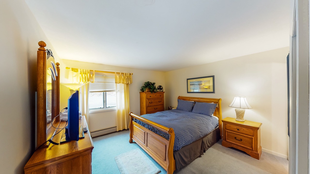 Photo of Bedroom in Stowe Area