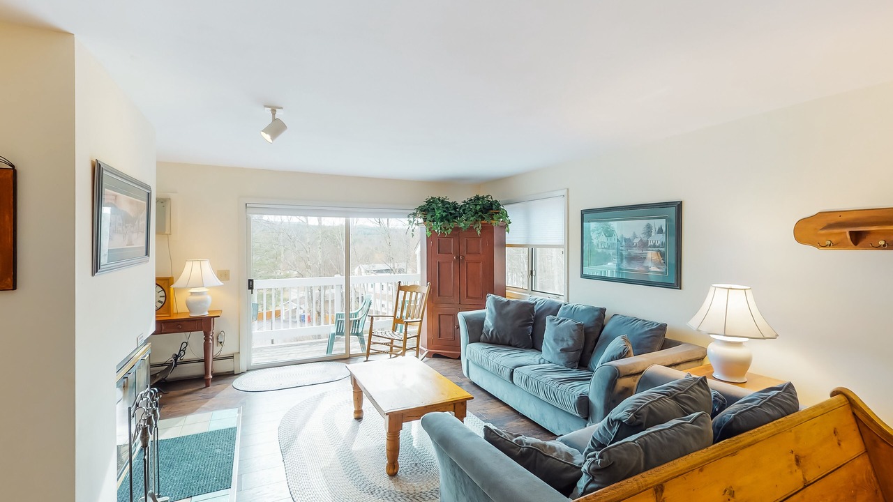 Photo of Livingroom in Stowe Area