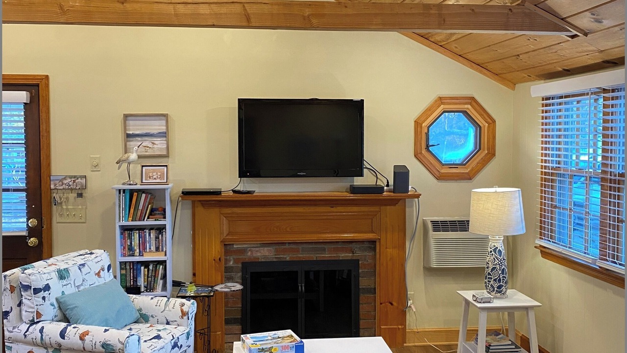 Photo of Livingroom in South Dennis