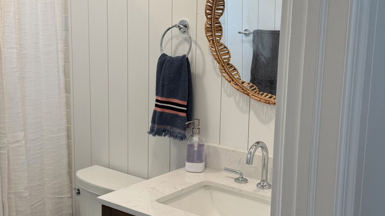 Photo of Bathroom in Ocean Bay Park