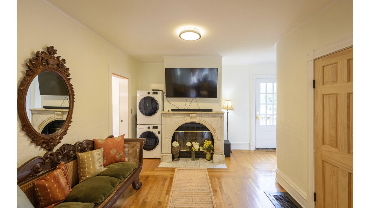 Photo of Bedroom in Oak Bluffs