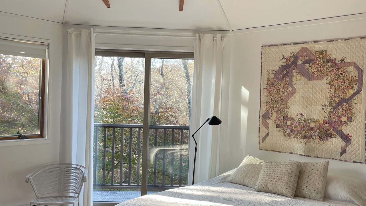 Photo of Bedroom in West Tisbury
