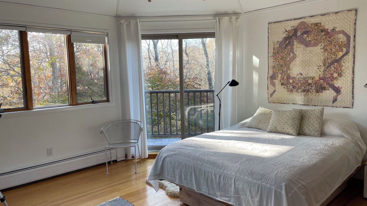 Photo of Bedroom in West Tisbury