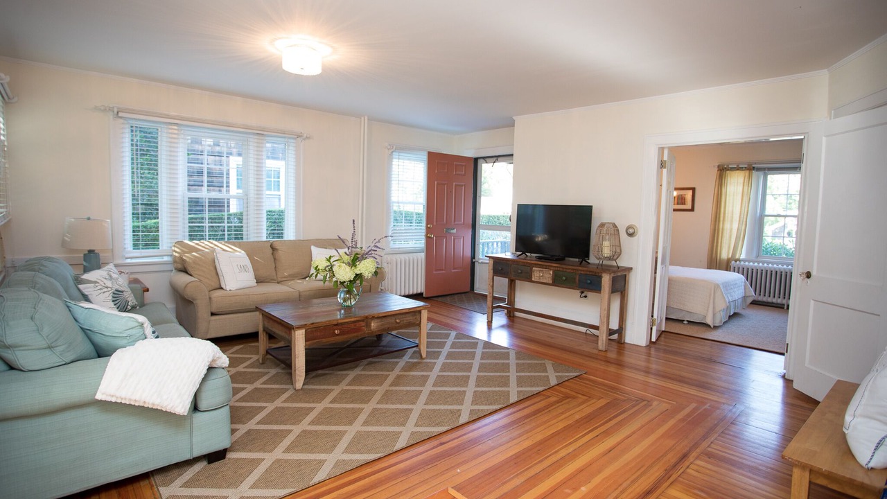 Photo of Livingroom in Top of the Hill