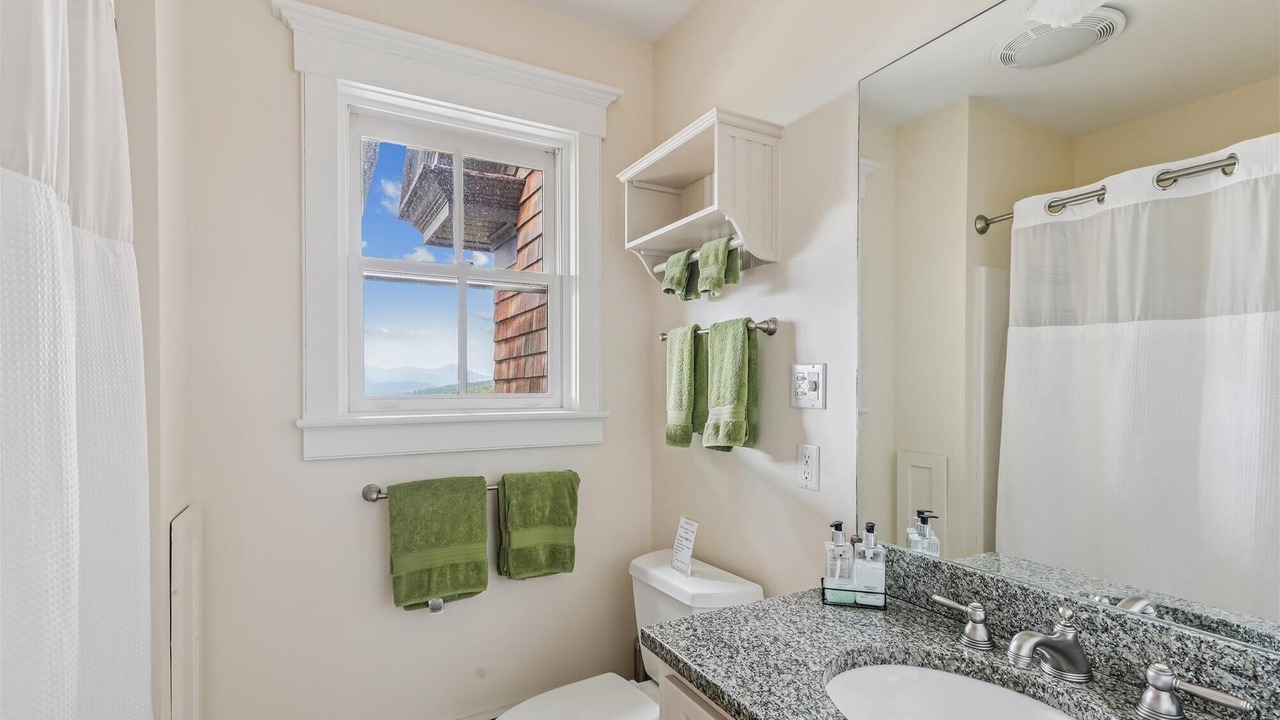 Photo of Bathroom in Stowe Hollow