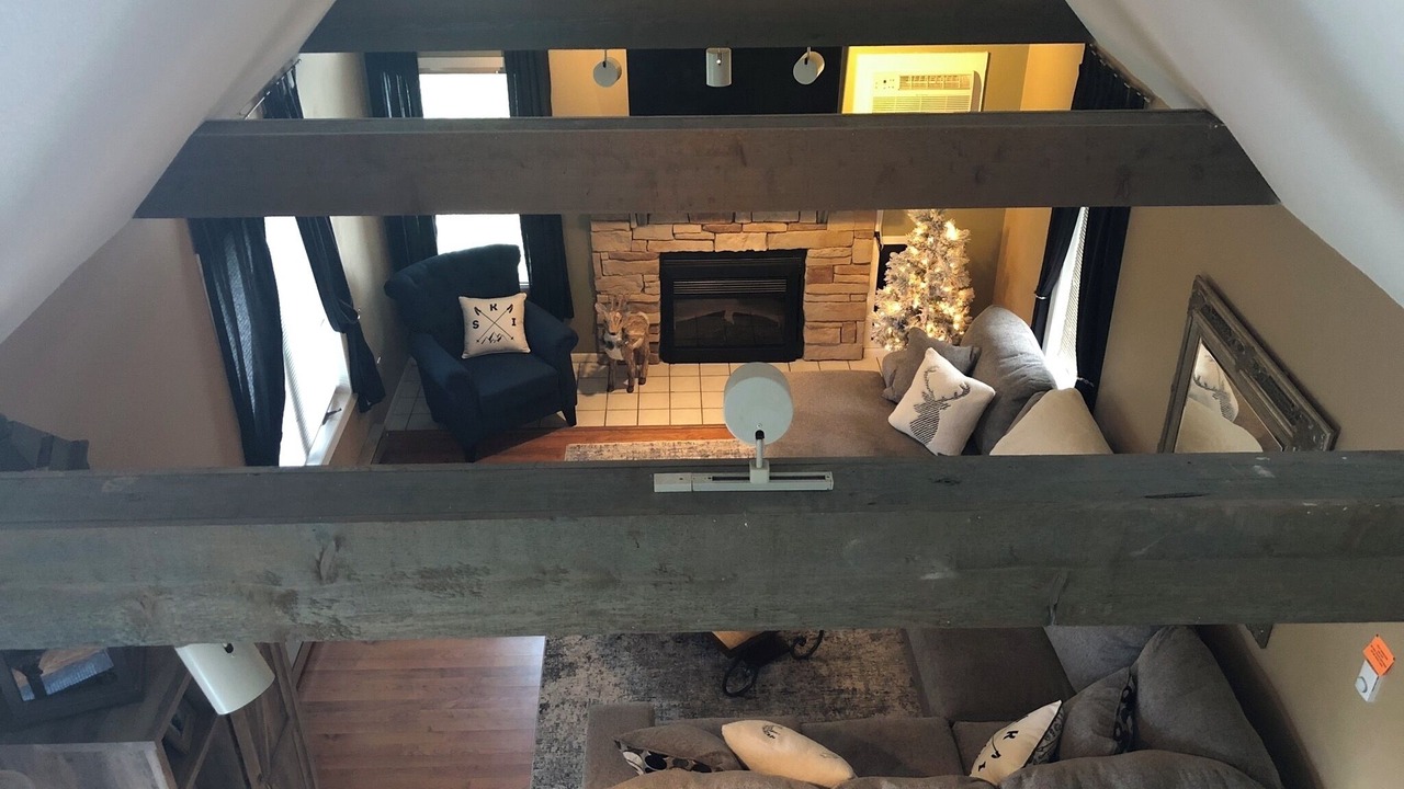 Photo of Livingroom in Clymer