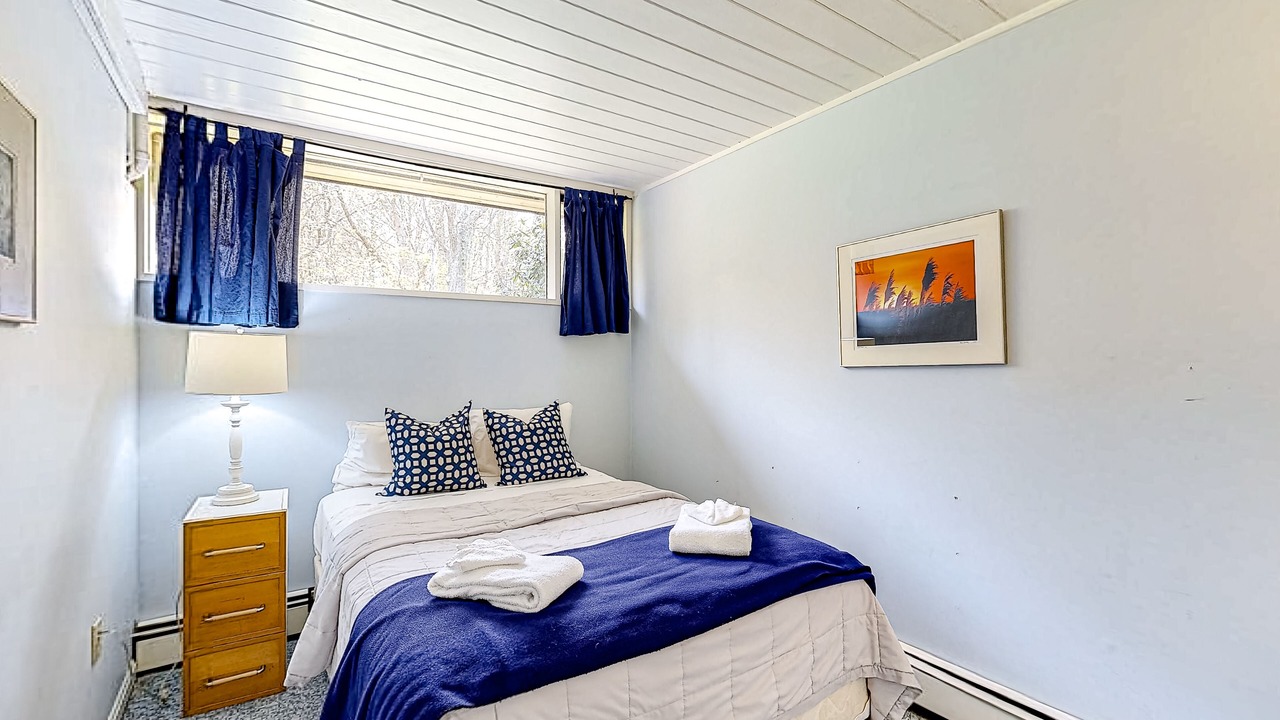 Photo of Bedroom in Chilmark