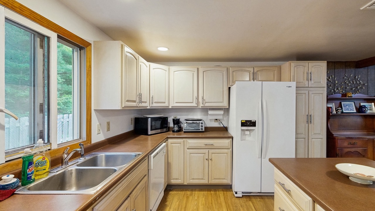 Photo of Kitchen in Oak Bluffs