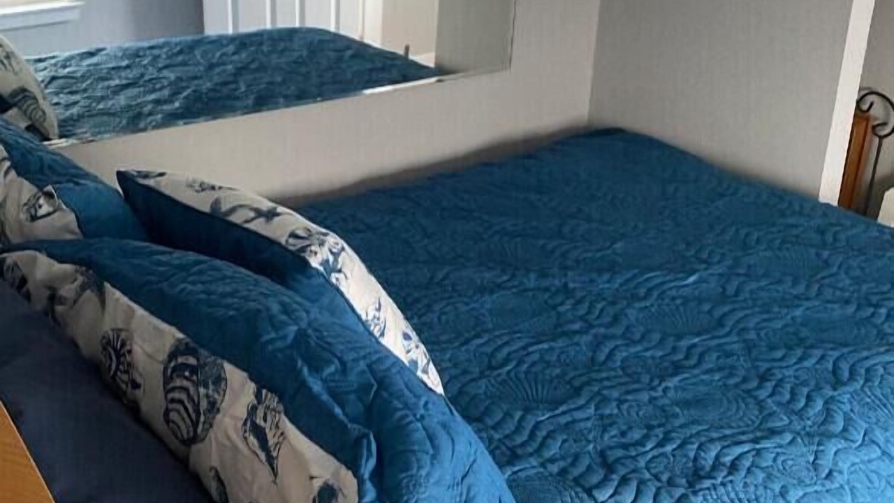 Photo of Bedroom in Pine Orchard