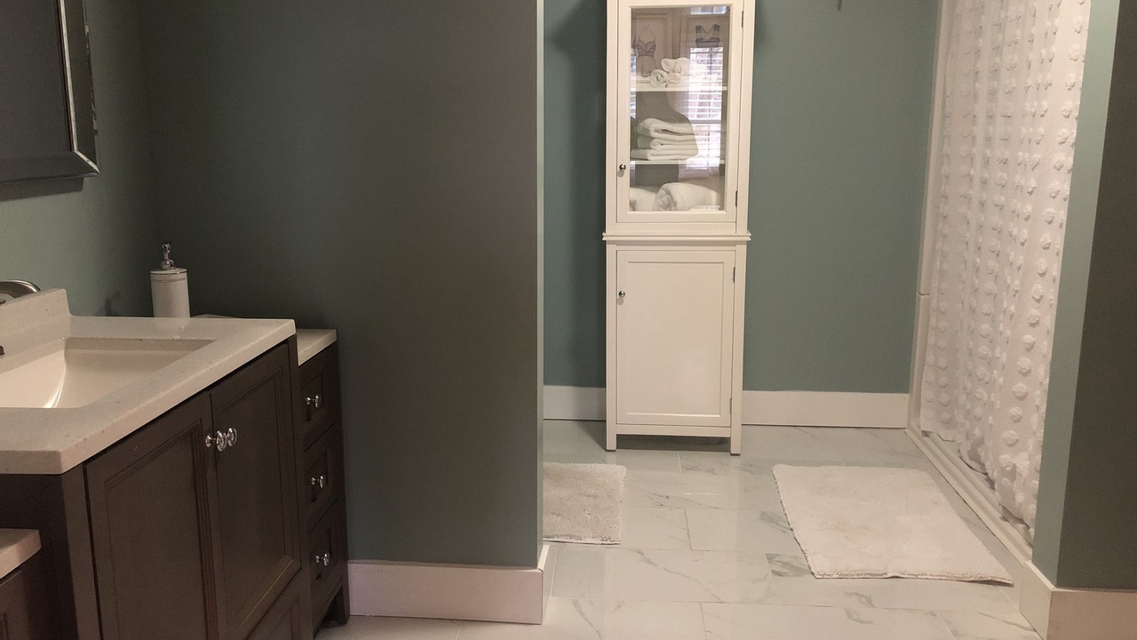 Photo of Bathroom in Middlefield