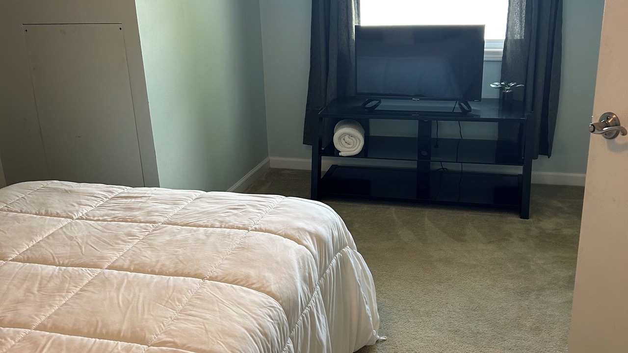 Photo of Bedroom in Sylvan Beach