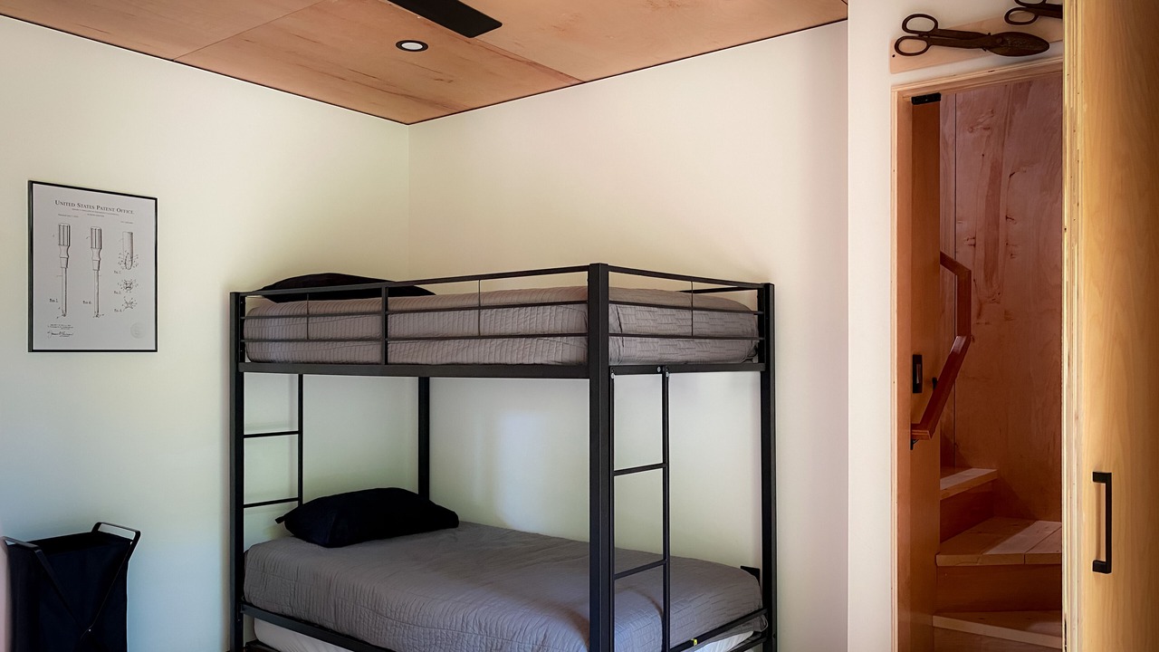Photo of Bedroom in Chilmark