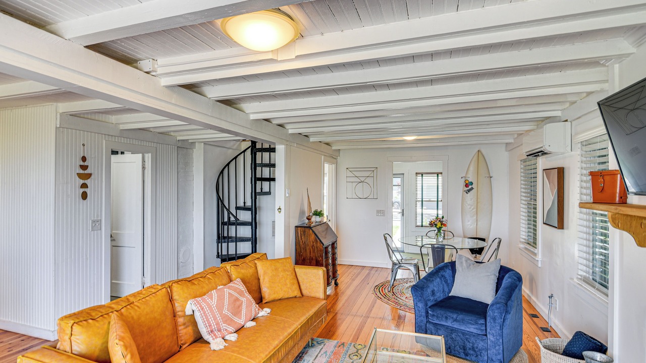 Photo of Livingroom in Portsmouth