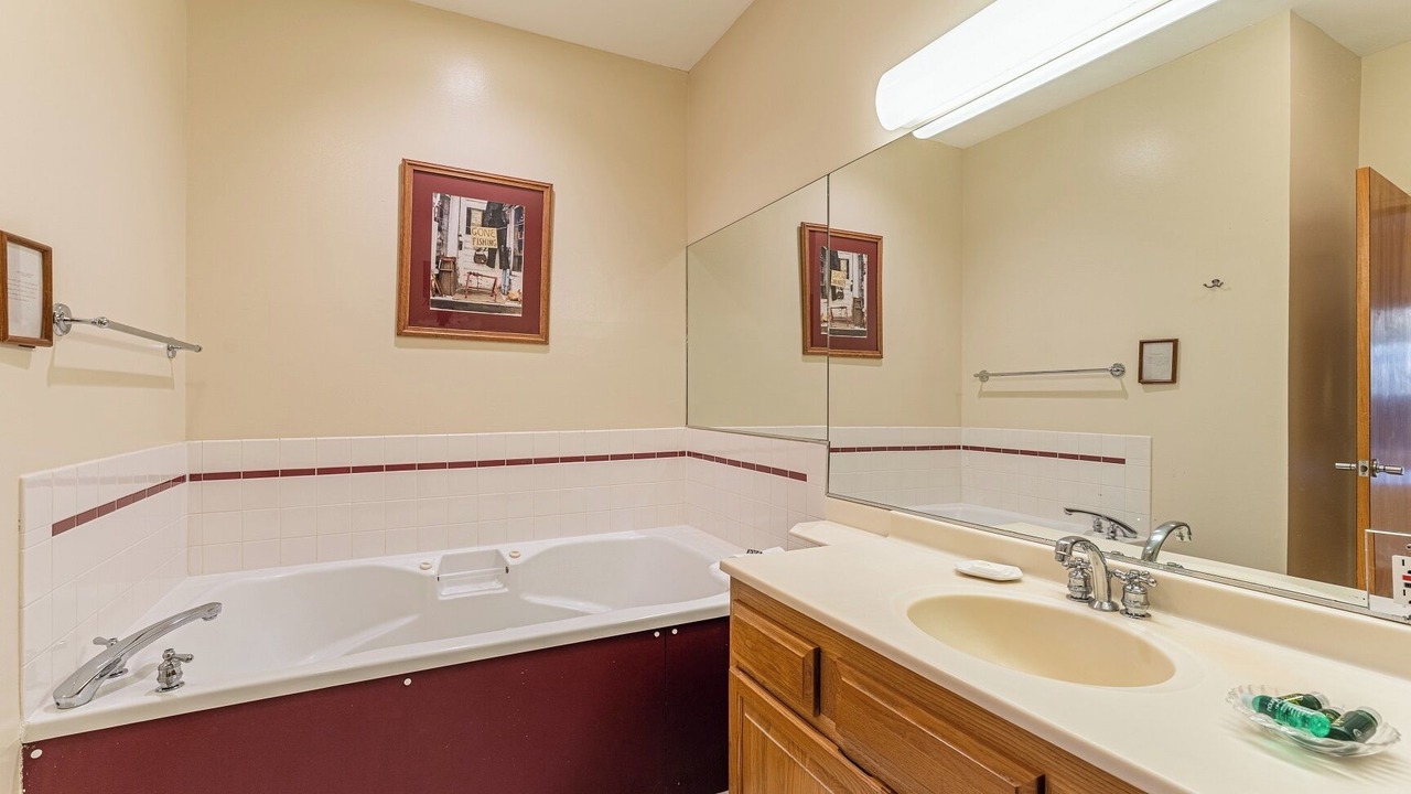 Photo of Bathroom in Jeffersonville