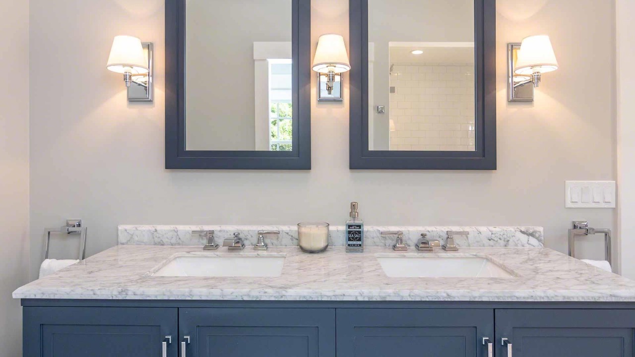 Photo of Bathroom in Edgartown