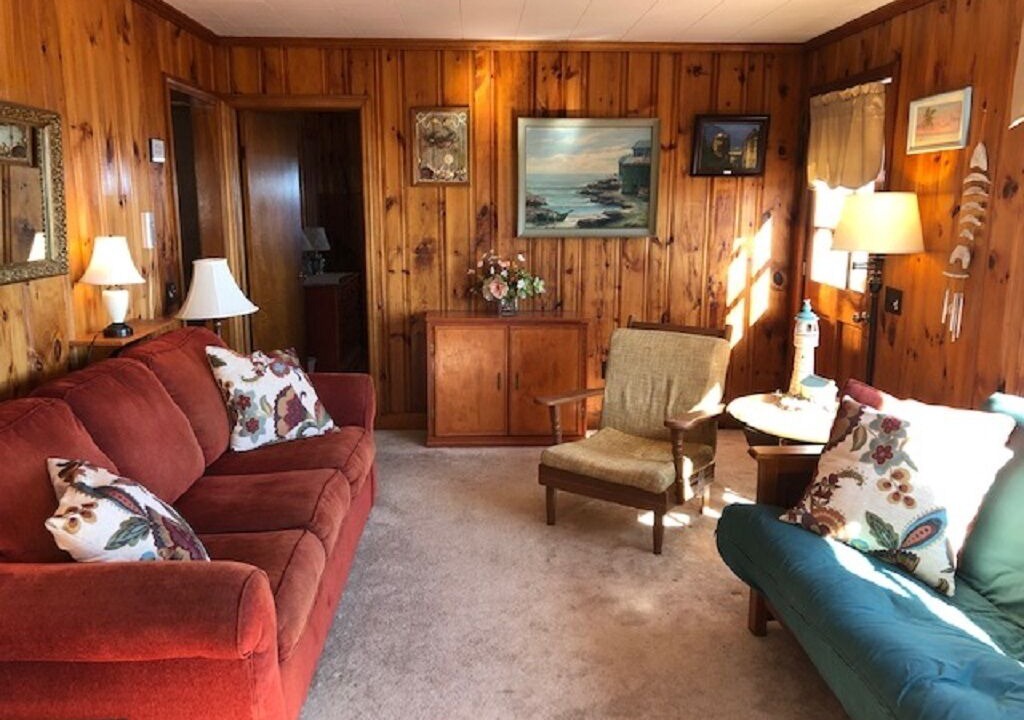 Photo of Livingroom in Westerly