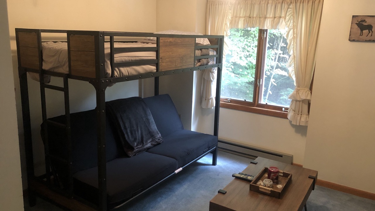 Photo of Bedroom in Campton