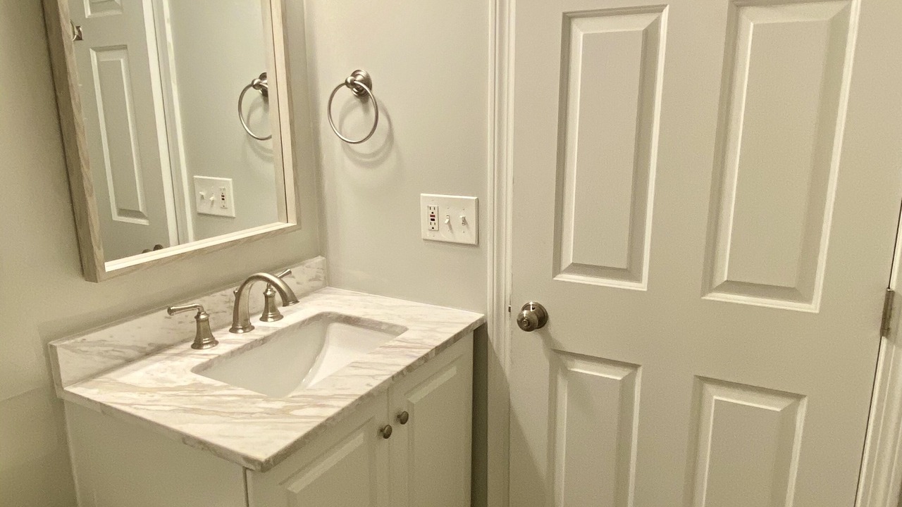 Photo of Bathroom in Teaticket