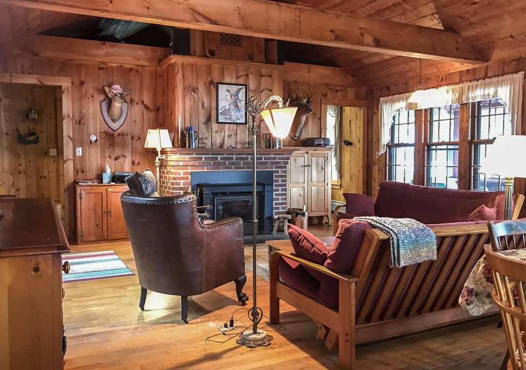 Photo of Livingroom in Otis