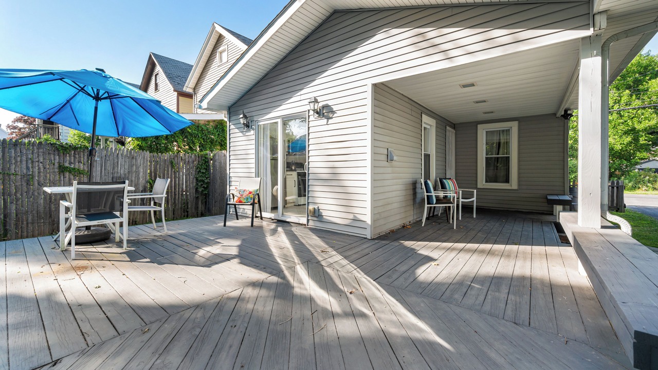 Photo of Outdoor in Kingston