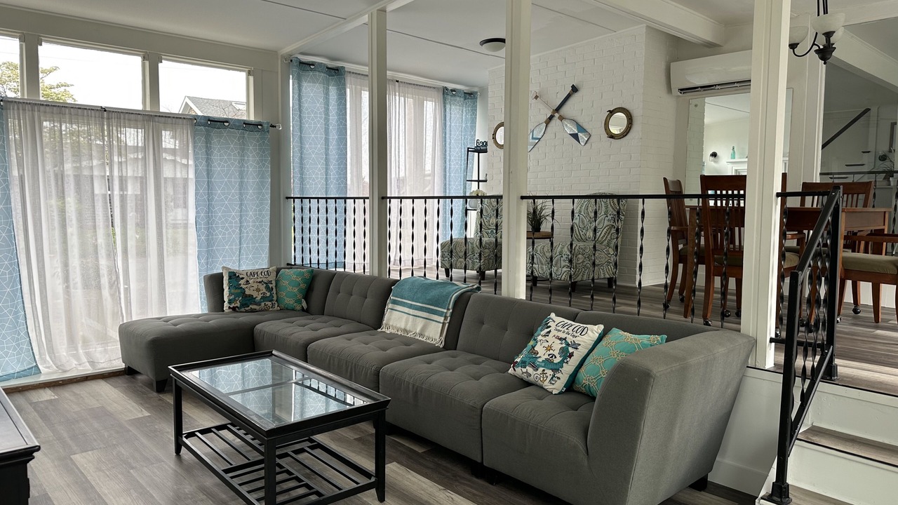 Photo of Livingroom in Hyannis