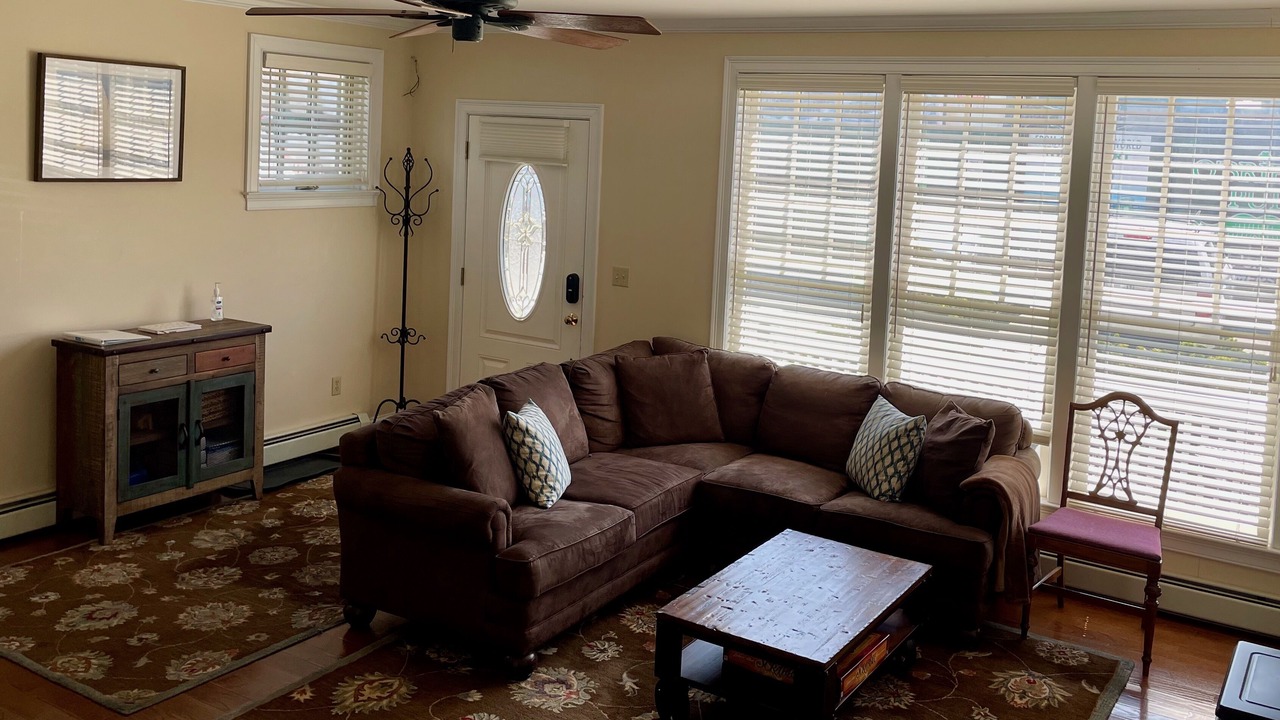 Photo of Livingroom in Yachting Village
