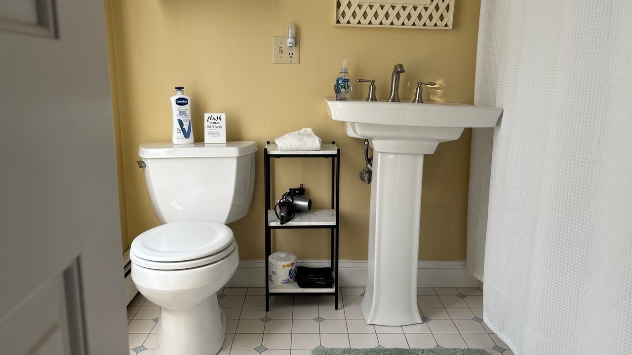 Photo of Bathroom in Yachting Village