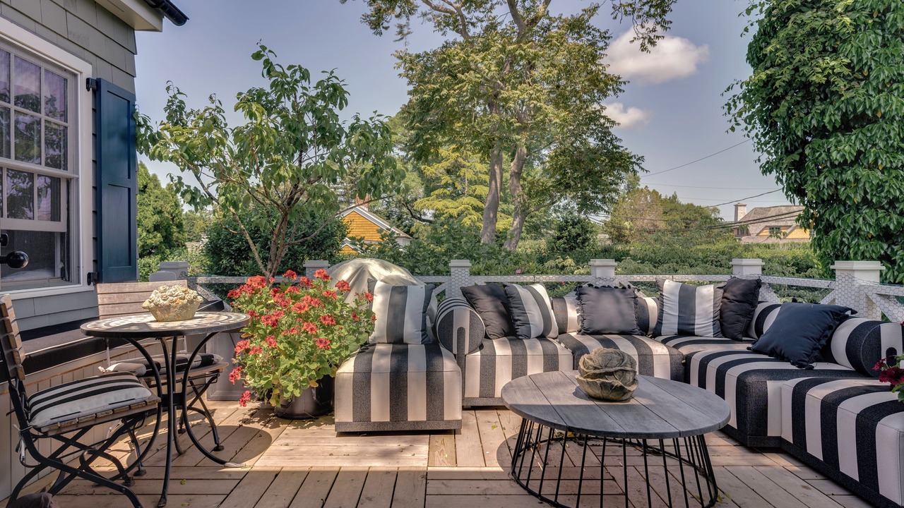 Photo of Patio Balcony in Water Mill