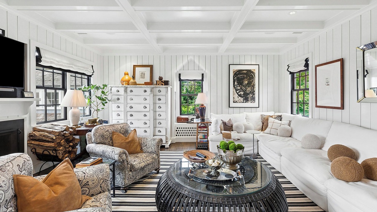 Photo of Livingroom in Water Mill