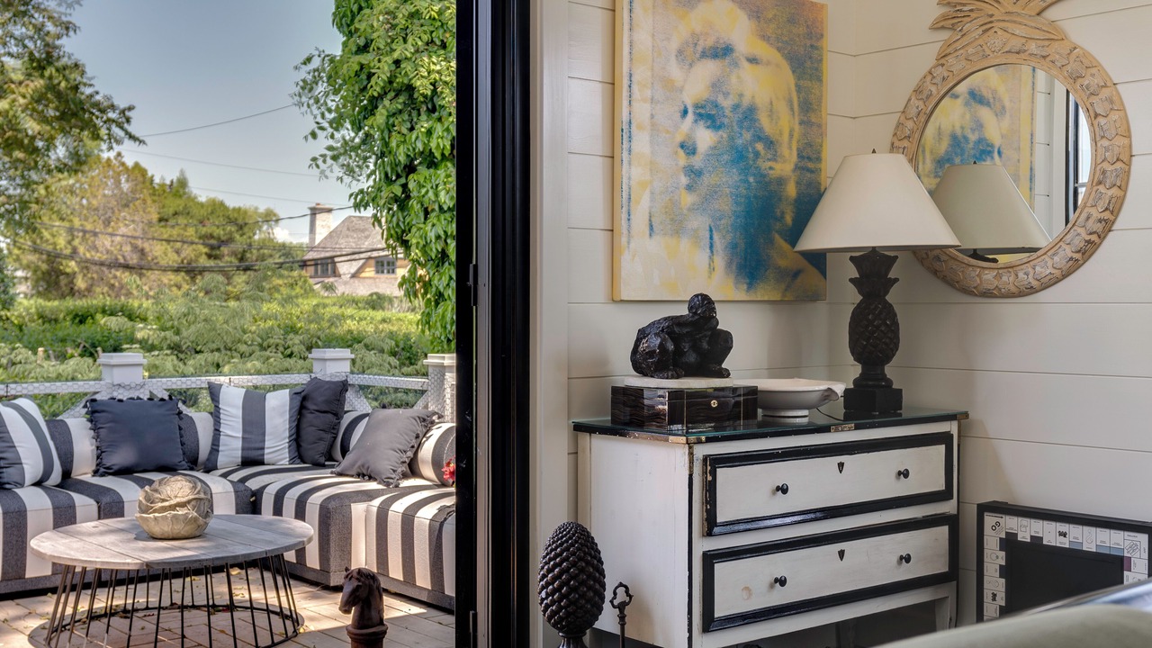 Photo of Livingroom in Water Mill